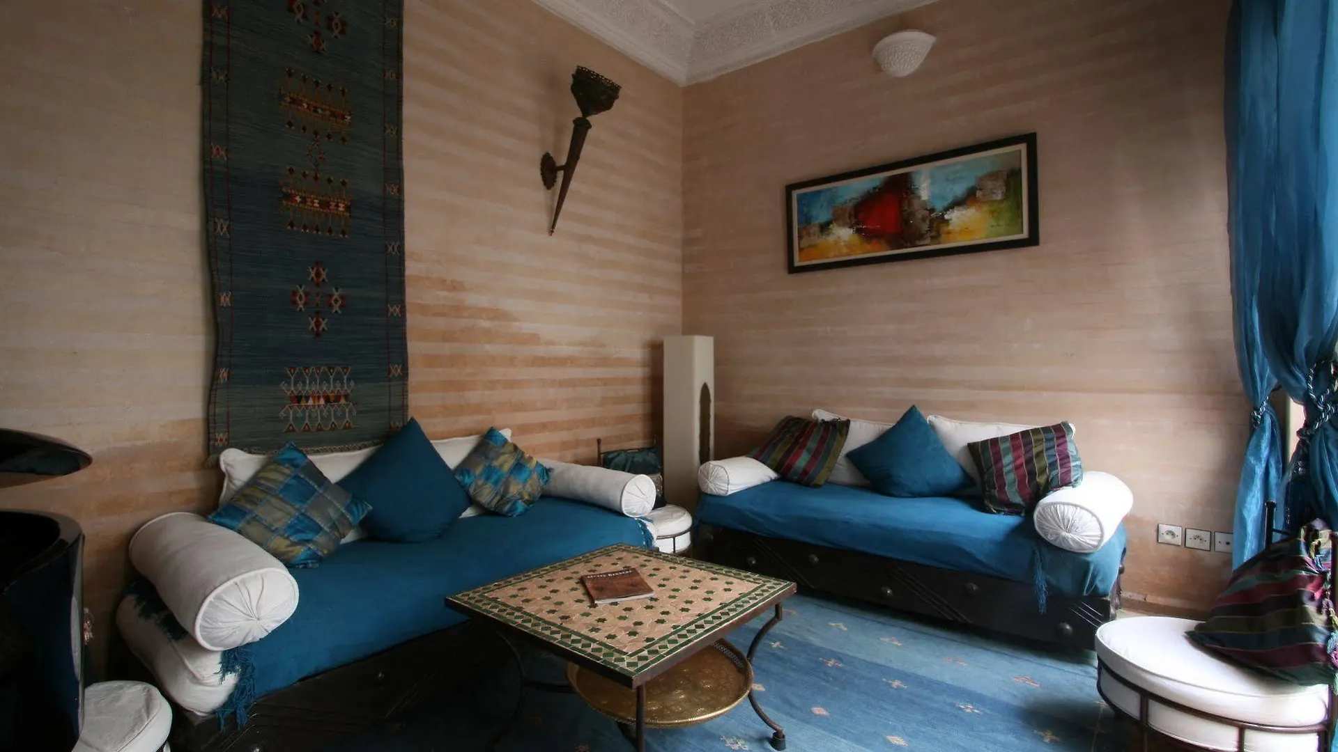 Les Trois Mages Hotel Marrakesh 3*,  Marruecos